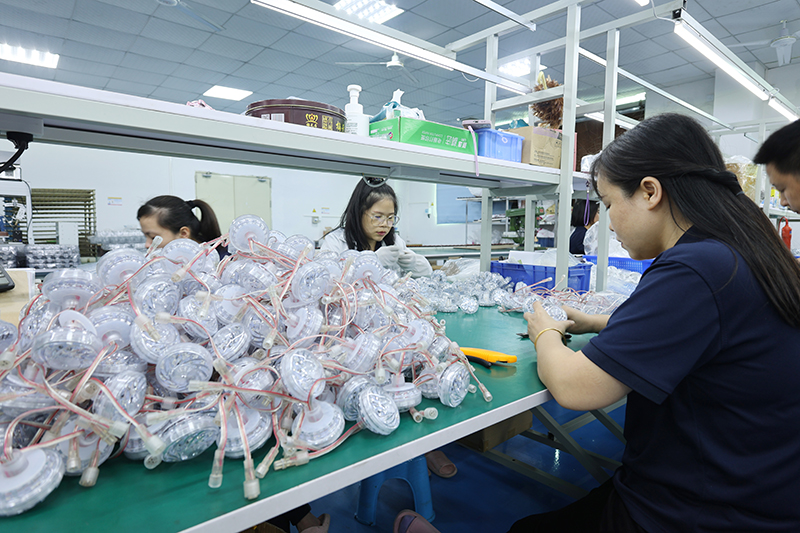 和记官网照明年底冲刺，，，，，，全力包管全球客户订单交付